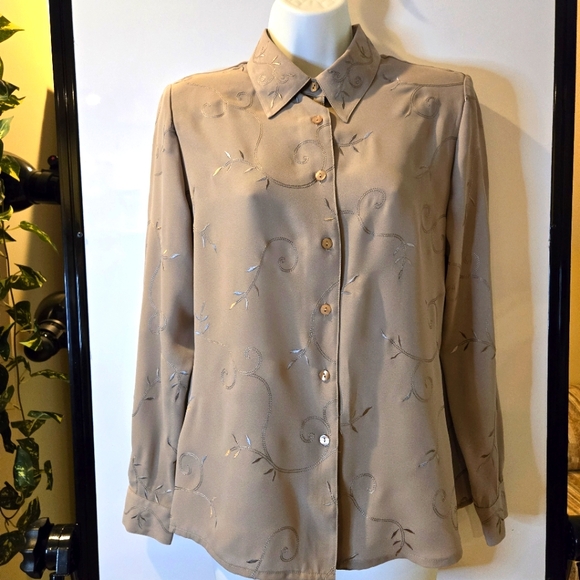 NWOTs, Laura Scott Tan Blouse with Embroidery, Size 8 - Picture 6 of 8